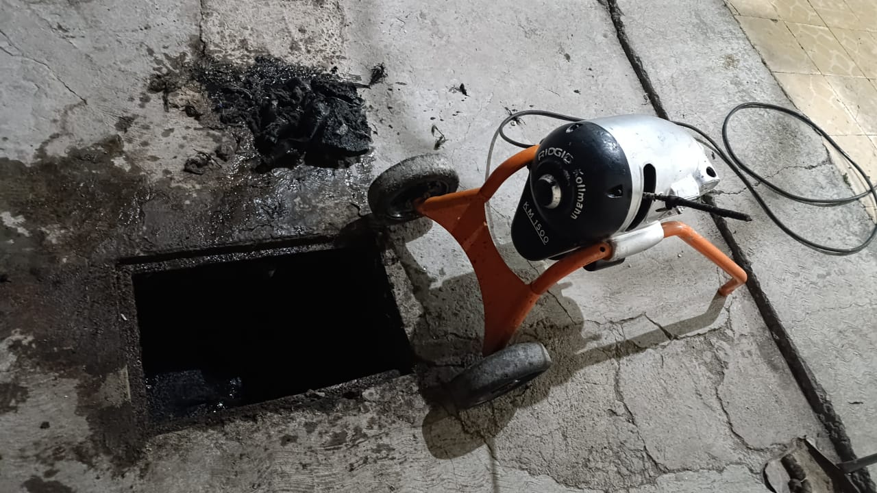 Servicio de desazolves y plomería en la colonia Del Carmen en Ecatepec